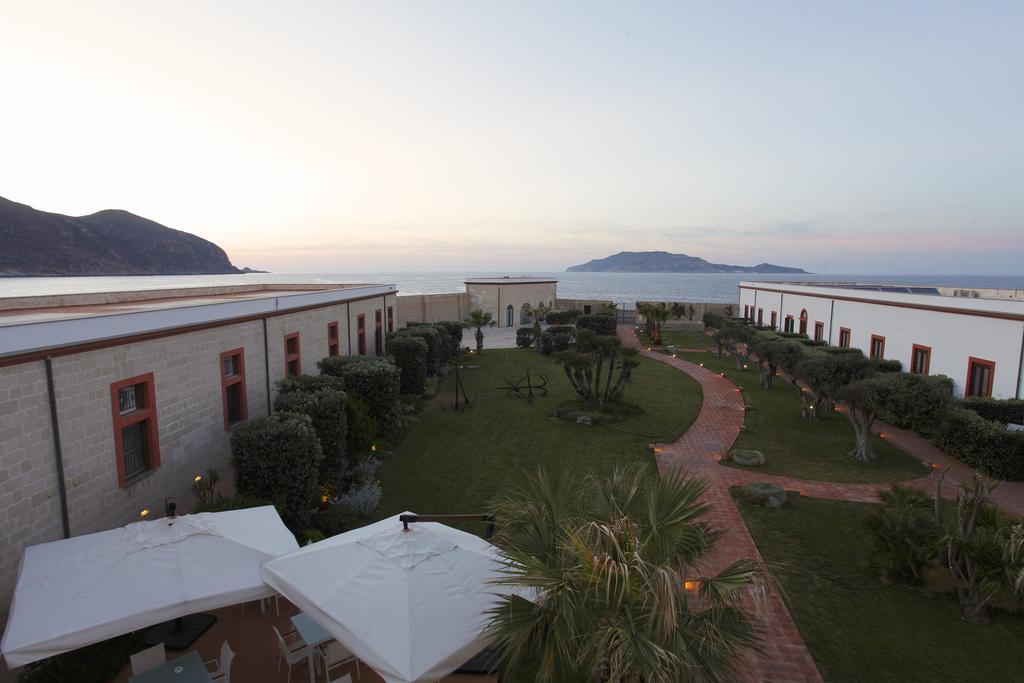 I Pretti Resort Фавиньяна Экстерьер фото